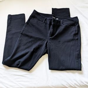 Black Old Navy Pixie Skinny Ankle Pants 6